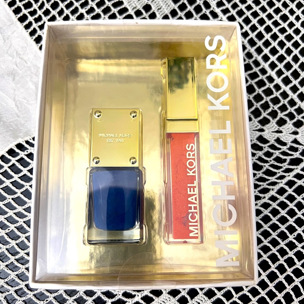 Michael Kors lip and nail set